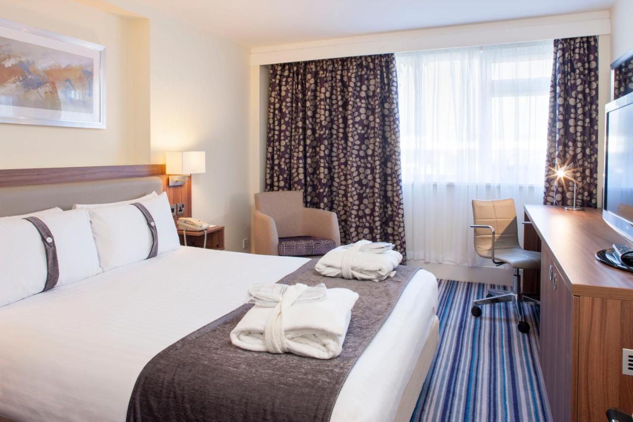 Holiday Inn Warrington By Ihg Exterior foto